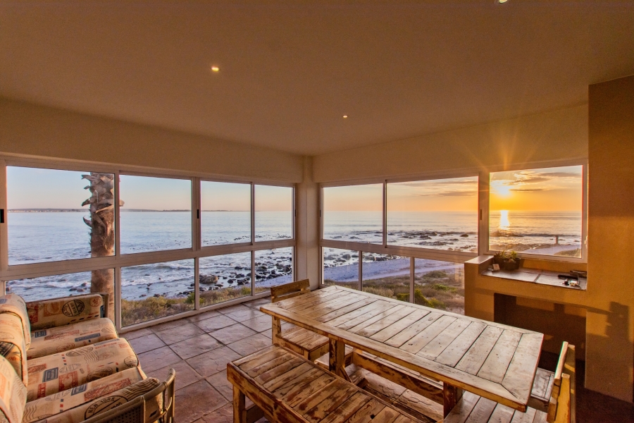 9 Bedroom Property for Sale in Shelley Point Western Cape